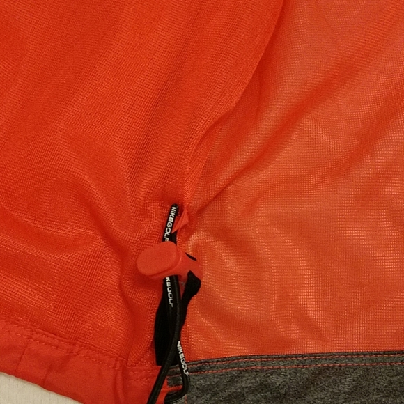 Men's Nike Golf size medium waterproof jacket - Picture 4 of 4